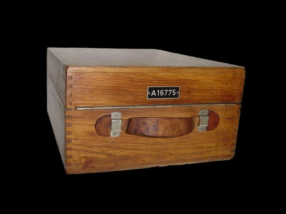 Box strap